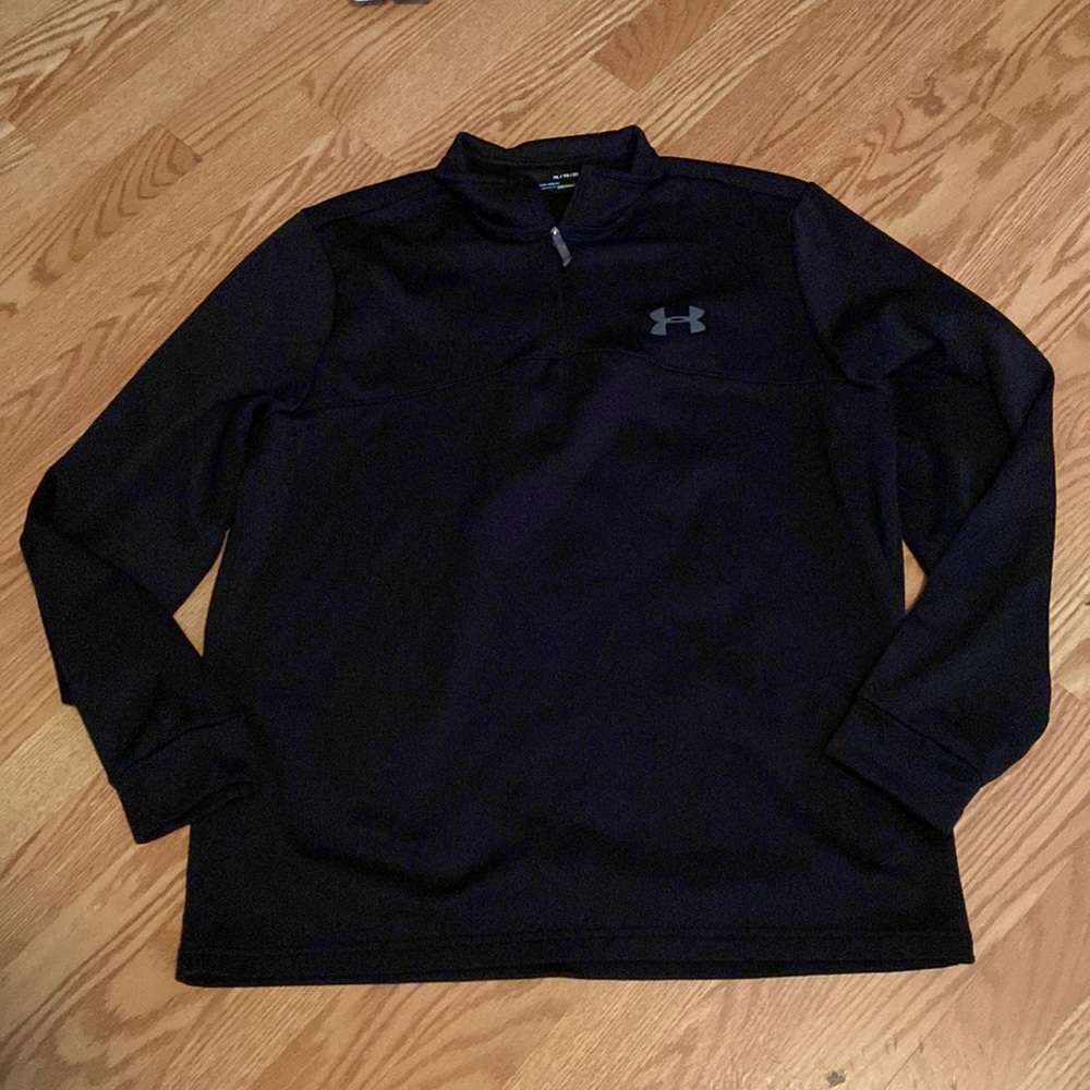 Under Armour shirt loose coldgear